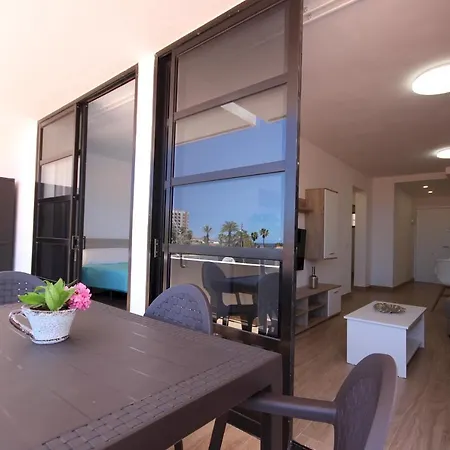 Discover Americas Apartment