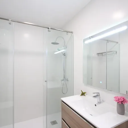 Apartment Discover Americas